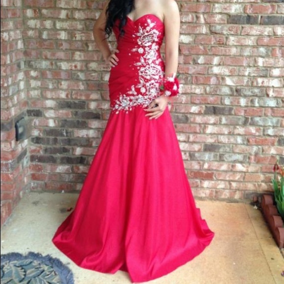 Mermaid Dress - Picture 1 of 2